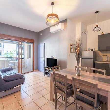 Appartement 3 Min A Pied Du Centre D'Uzes Parking Piscine Eksteriør bilde