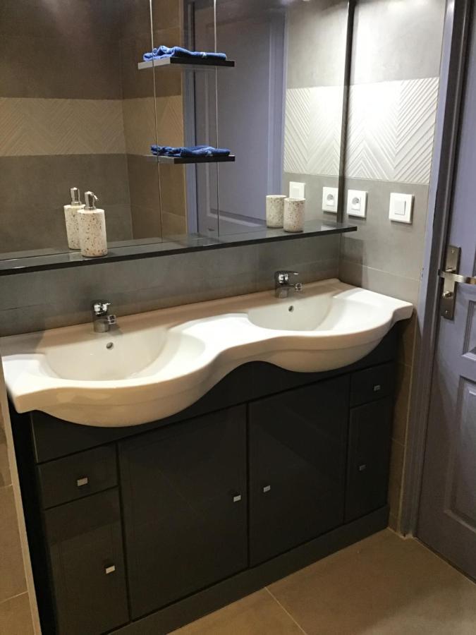 Appartement 3 Min A Pied Du Centre D'Uzes Parking Piscine Eksteriør bilde
