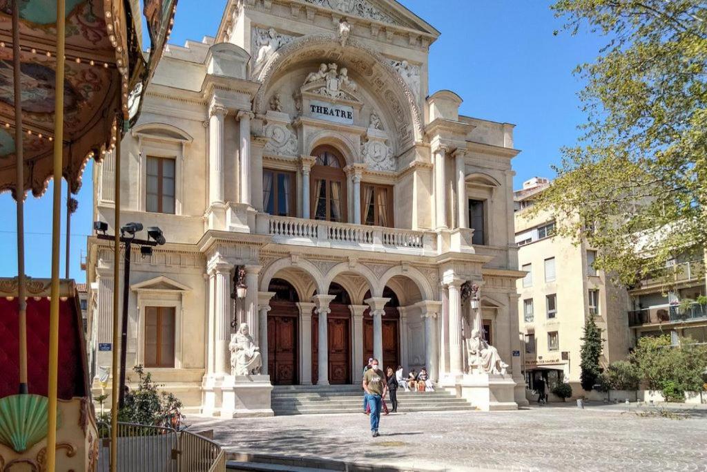 Appartement 3 Min A Pied Du Centre D'Uzes Parking Piscine Eksteriør bilde
